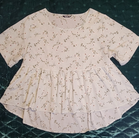 SHEIN light green top - Picture 5 of 5